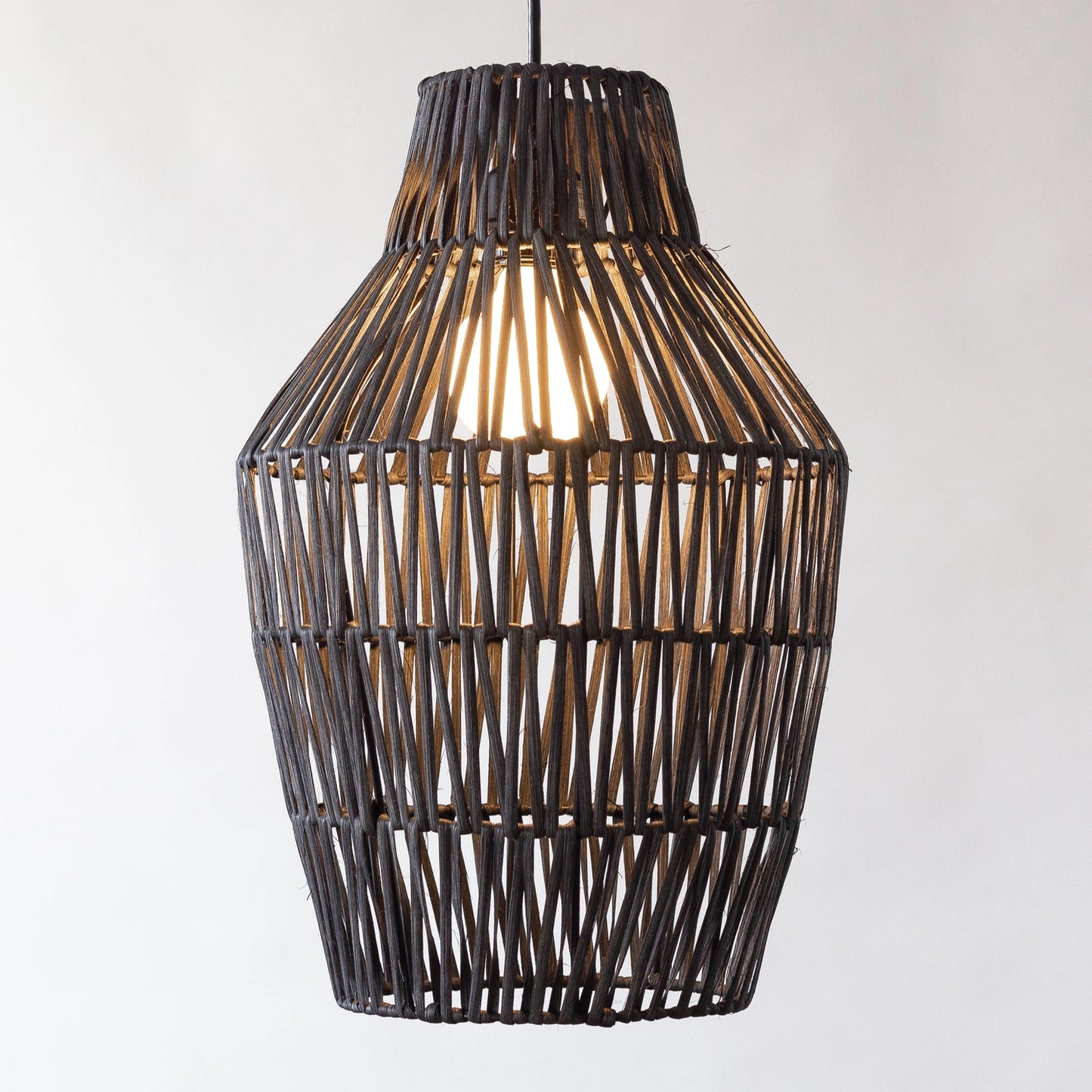 PINEAPPLE RATTAN LIGHT